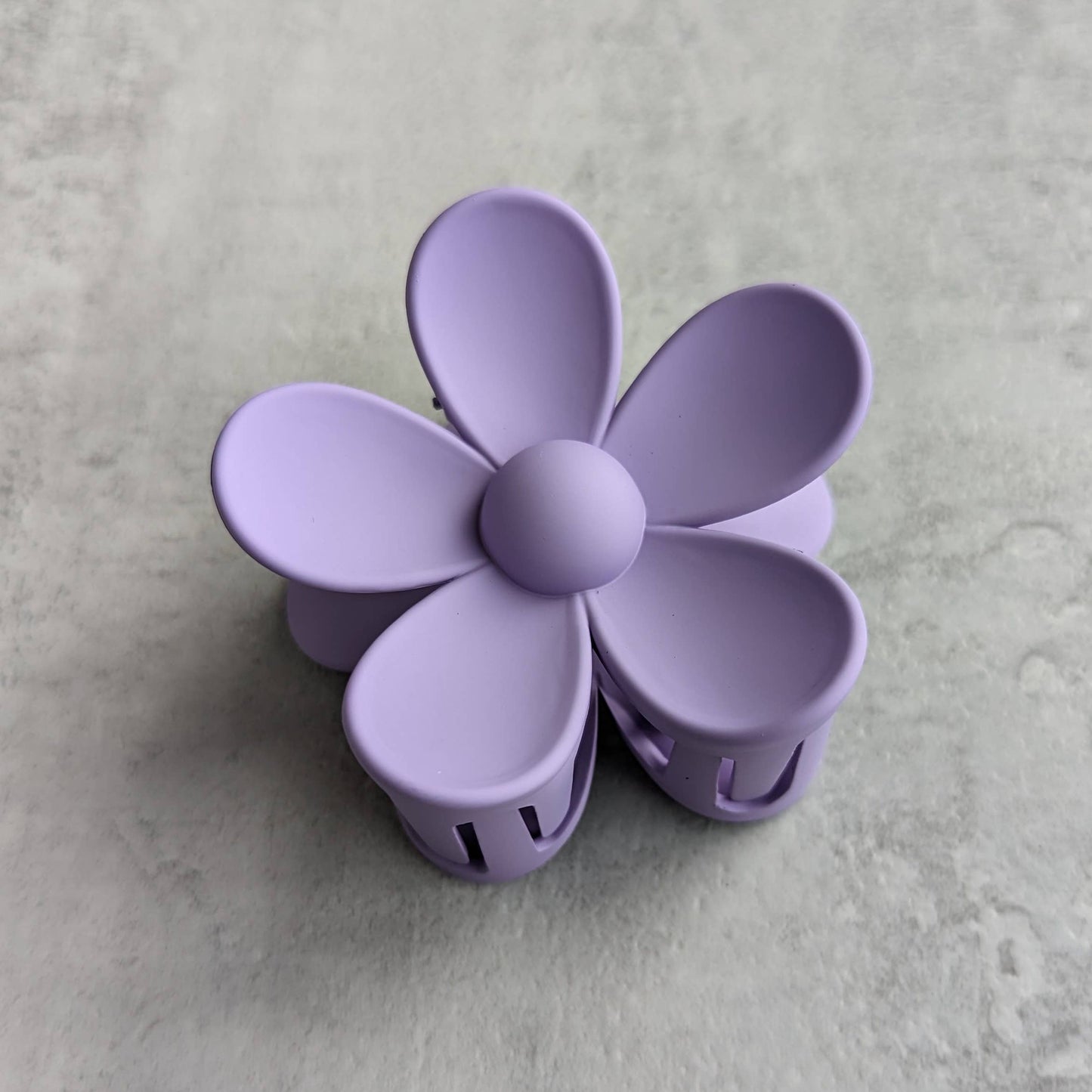Daisy flower 3" matt clip hair fashion accessory claw: Black