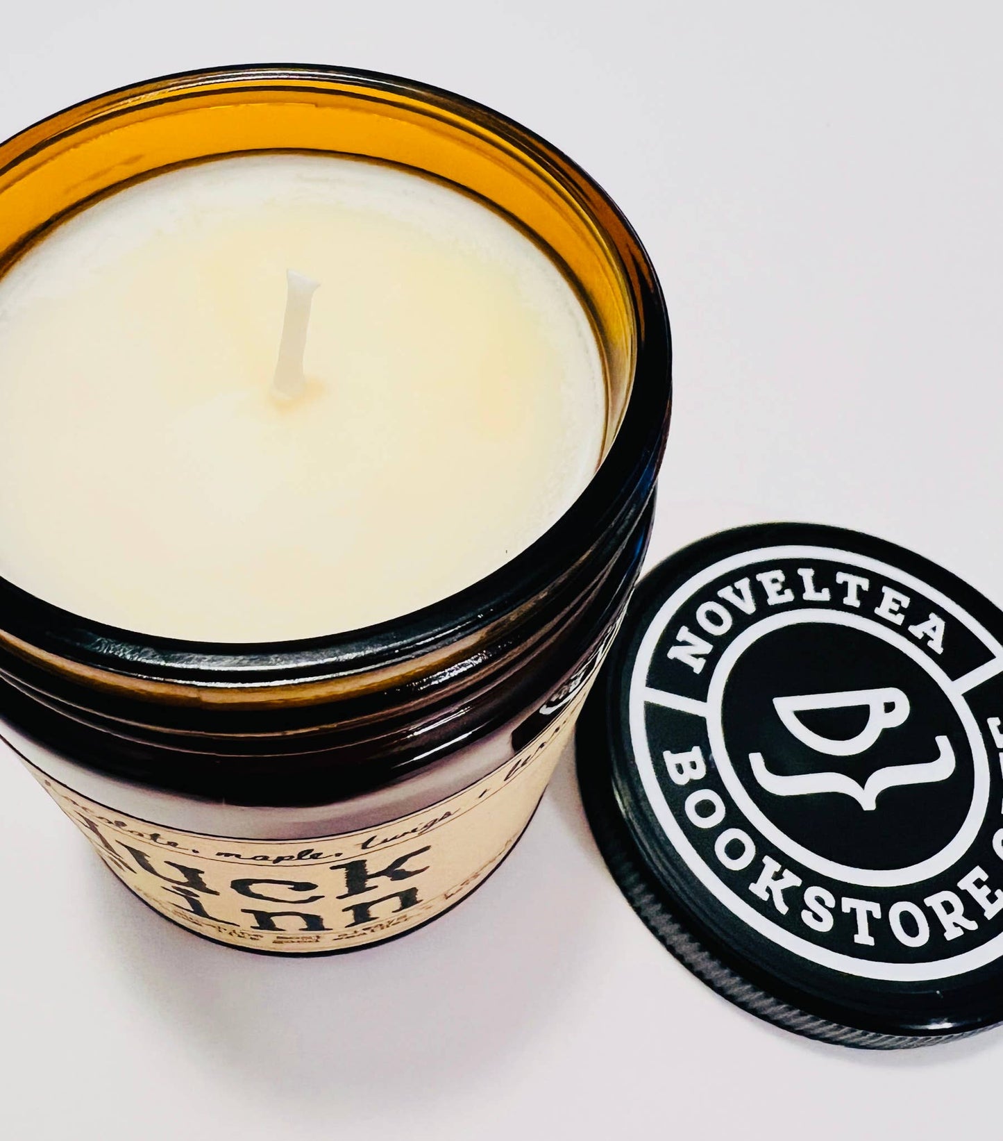 Huck Finn - Chocolate & Maple Scented Candle
