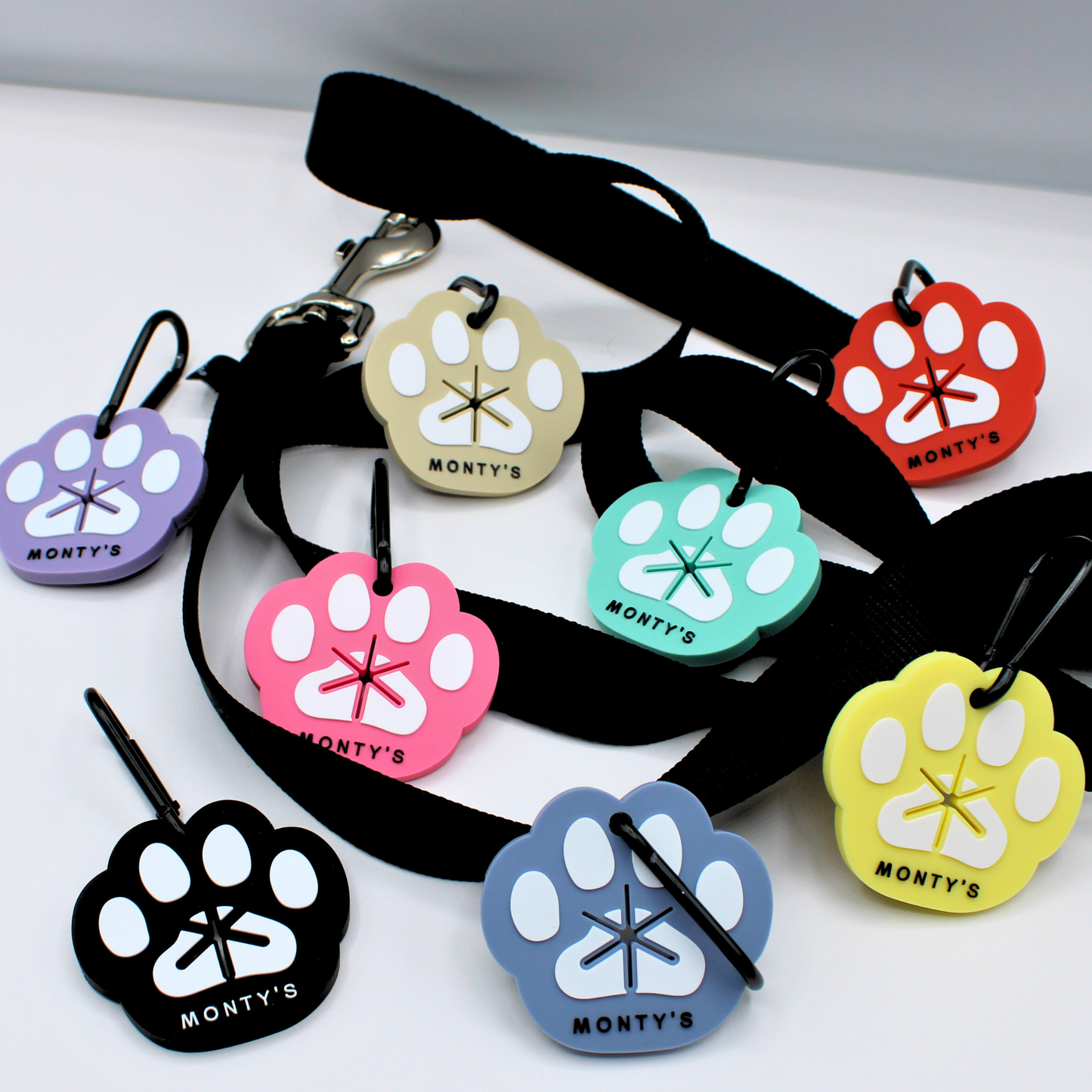 Handsfree Used Poop Bag Holder - Black Paw Print