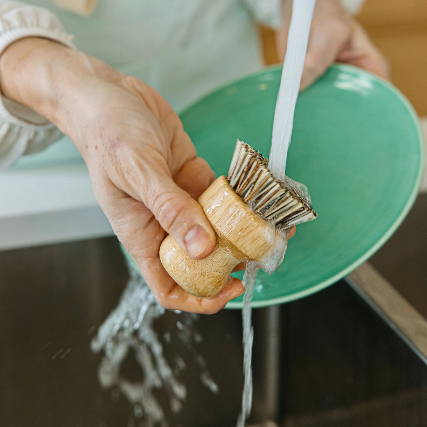 Mint Dish Brush