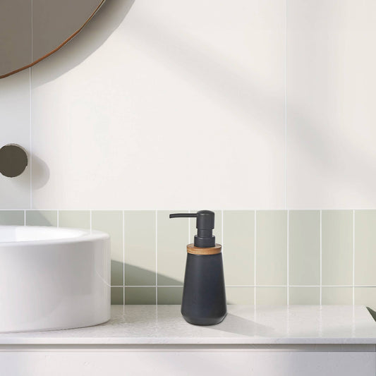 Polyresin Soap Displayenser With Wood: Black