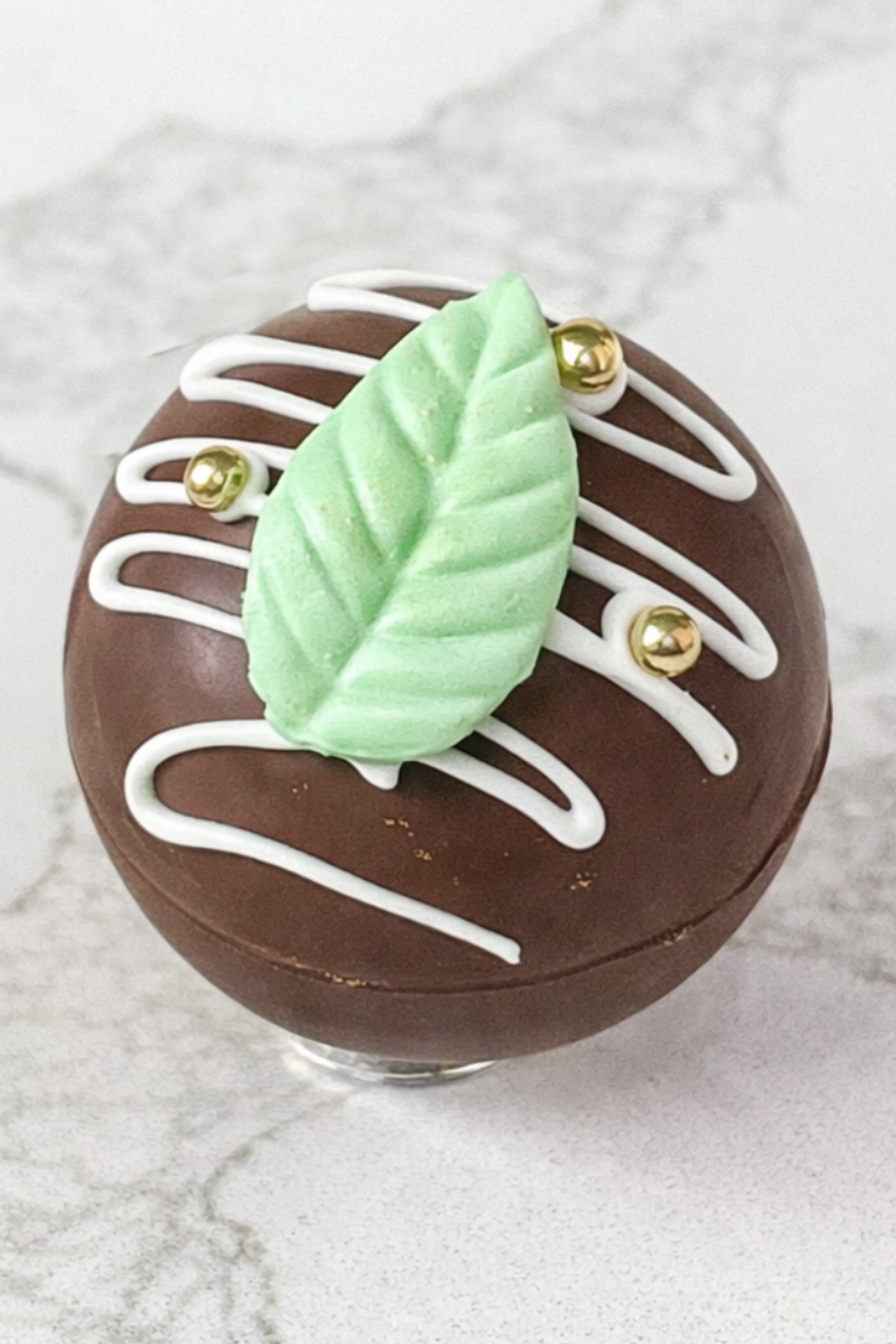 Peppermint Hot Chocolate Bomb: Small Sphere 2"