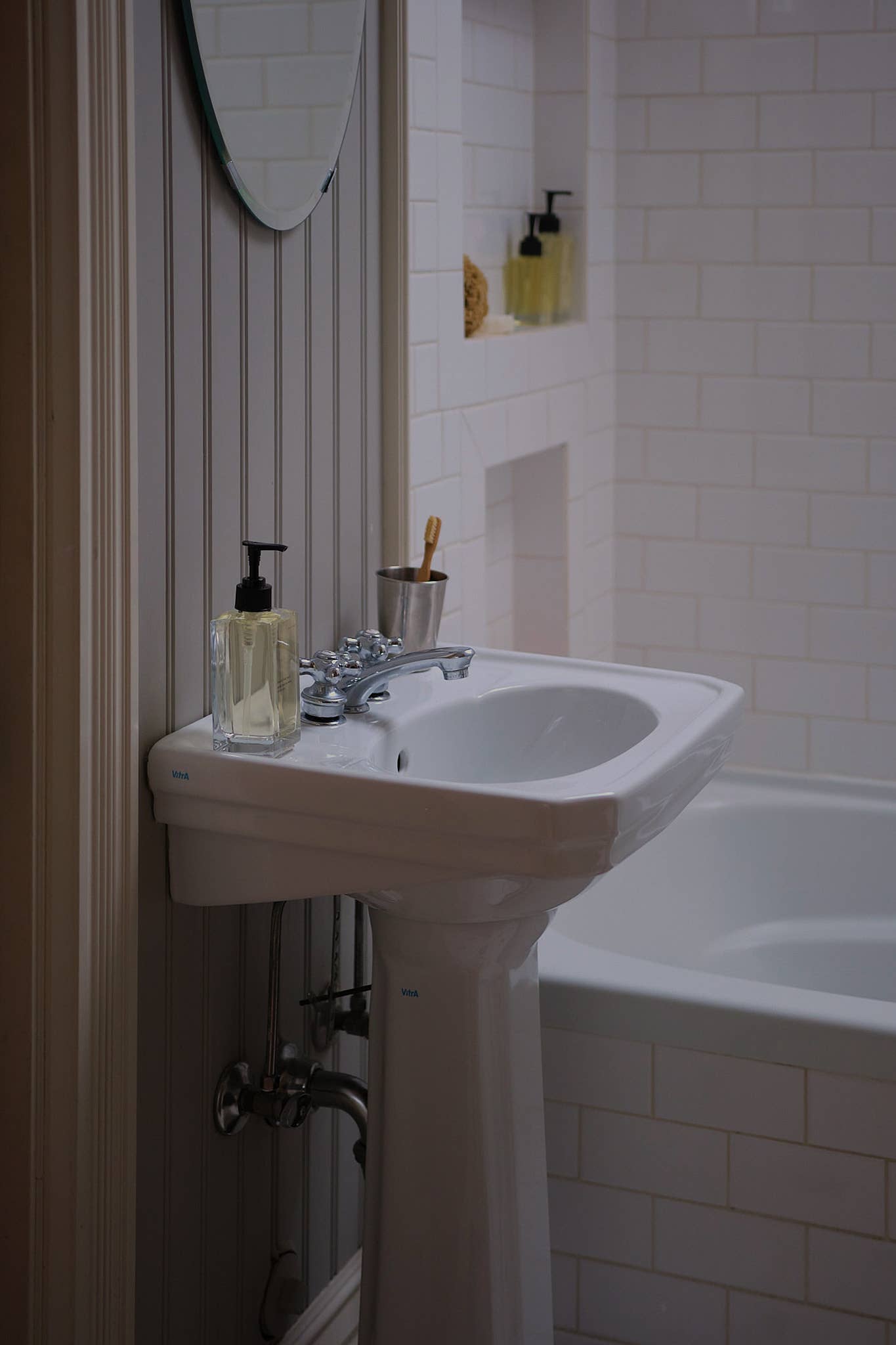 Hand & Body Wash - Thrive - 250ml (all-natural, hand-poured)