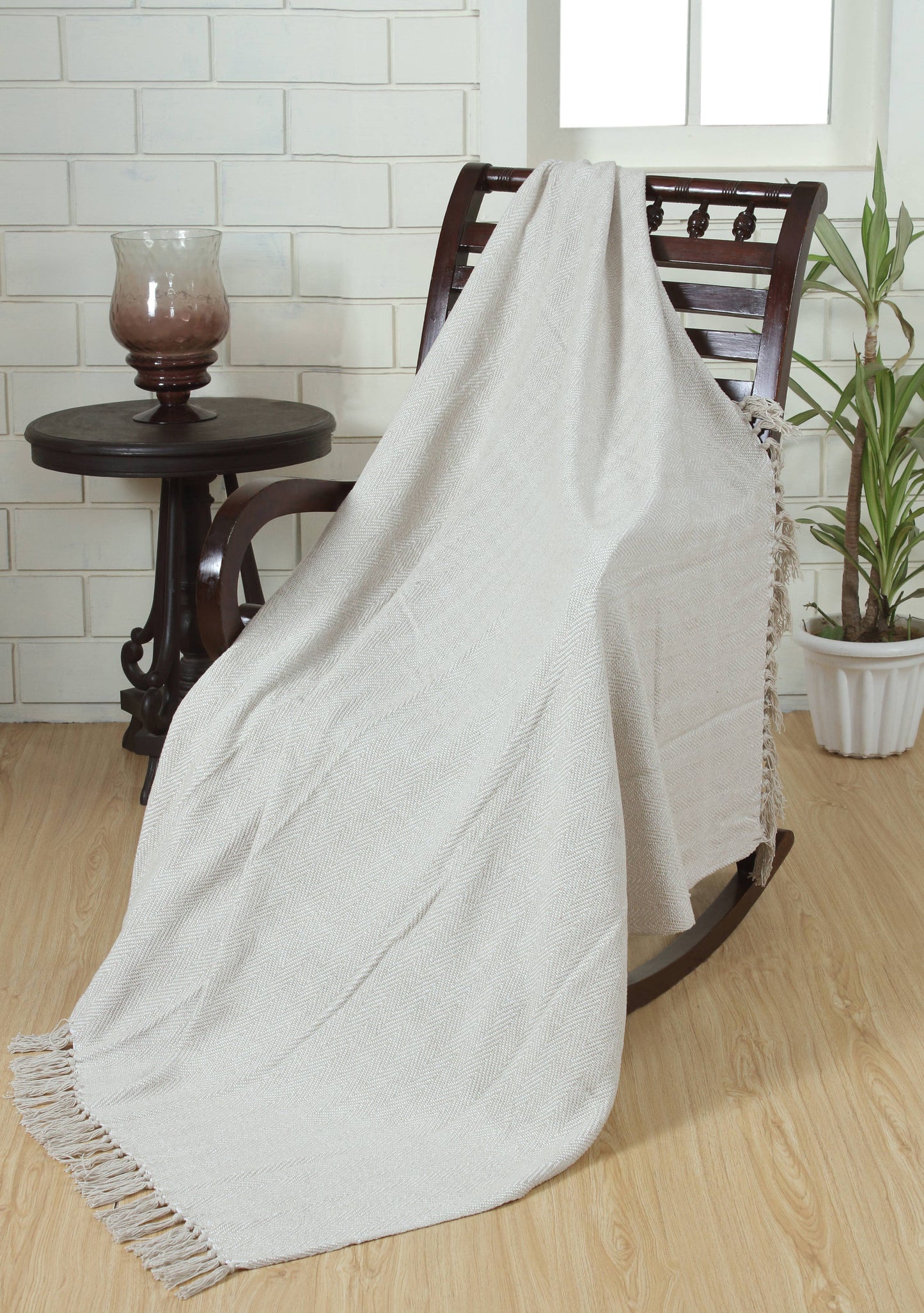 Fabstyles Herringbone Stripe Cotton Throw Blanket Fringes: Black / 50x60