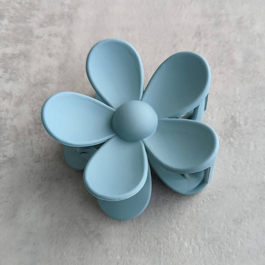 Daisy flower 3" matt clip hair fashion accessory claw: Glacier
